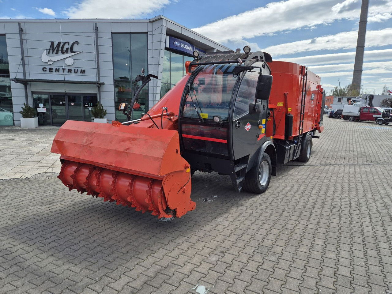 Kuhn SPW 22 Intense /feed wagon/ 1 Owner / NEW Service SPW 22 Intense /feed wago - آلة خلط وتوزيع الأعلاف: صور 3 Kuhn SPW 22 Intense /feed wagon/ 1 Owner / NEW Service SPW 22 Intense /feed wago - آلة خلط وتوزيع الأعلاف: صور 3