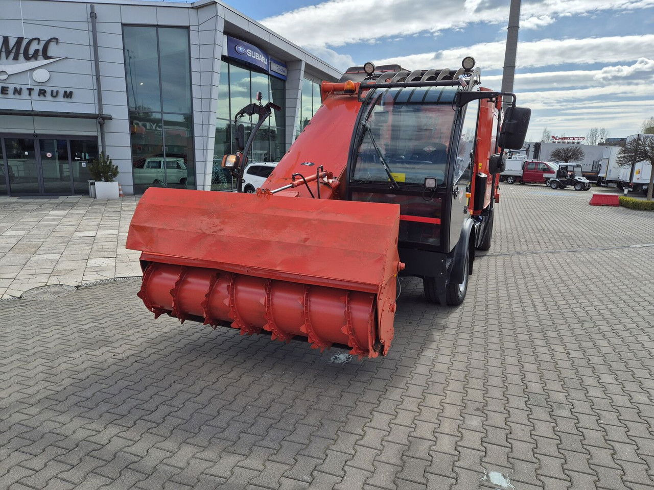 Kuhn SPW 22 Intense /feed wagon/ 1 Owner / NEW Service SPW 22 Intense /feed wago - آلة خلط وتوزيع الأعلاف: صور 4 Kuhn SPW 22 Intense /feed wagon/ 1 Owner / NEW Service SPW 22 Intense /feed wago - آلة خلط وتوزيع الأعلاف: صور 4