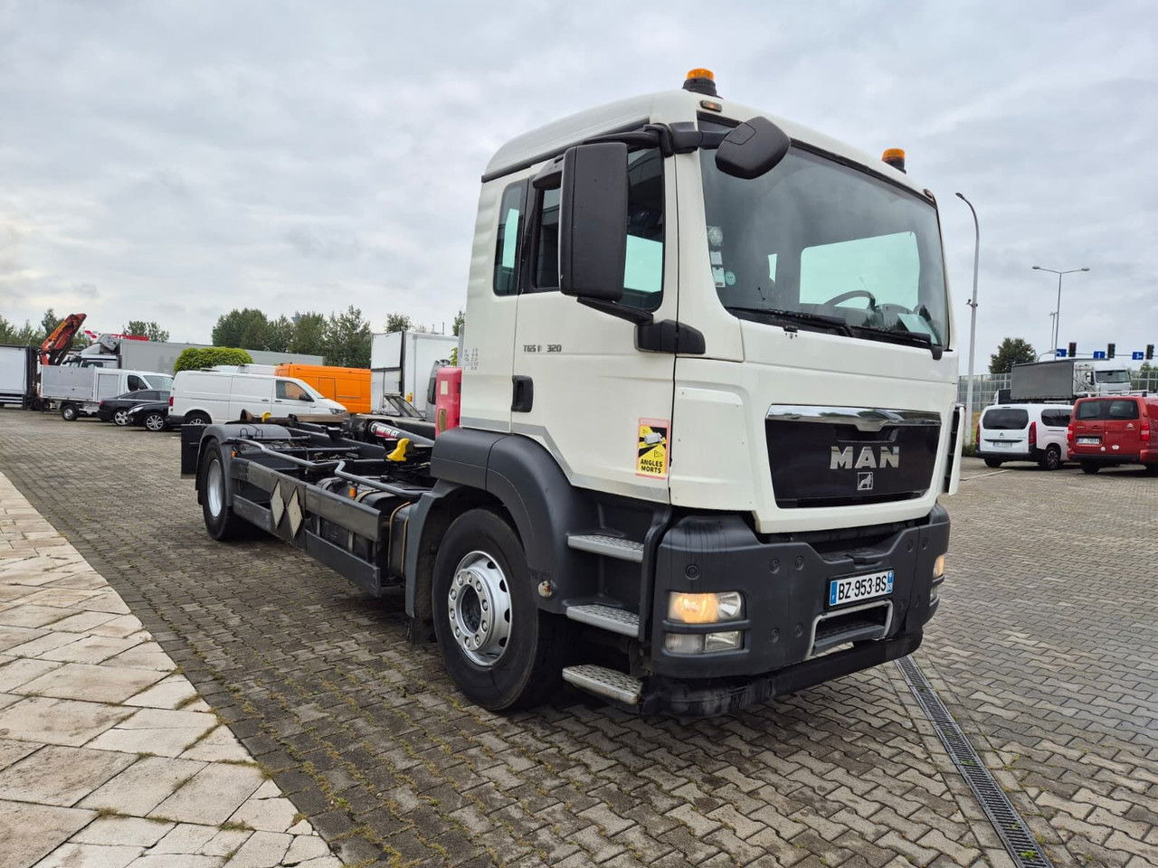 MAN TGS 18.320 Multilift UP TO 14 TON / NO Rust - شاحنات الحاويات / جسم علوي قابل للتغيير شاحنة: صور 5 MAN TGS 18.320 Multilift UP TO 14 TON / NO Rust - شاحنات الحاويات / جسم علوي قابل للتغيير شاحنة: صور 5