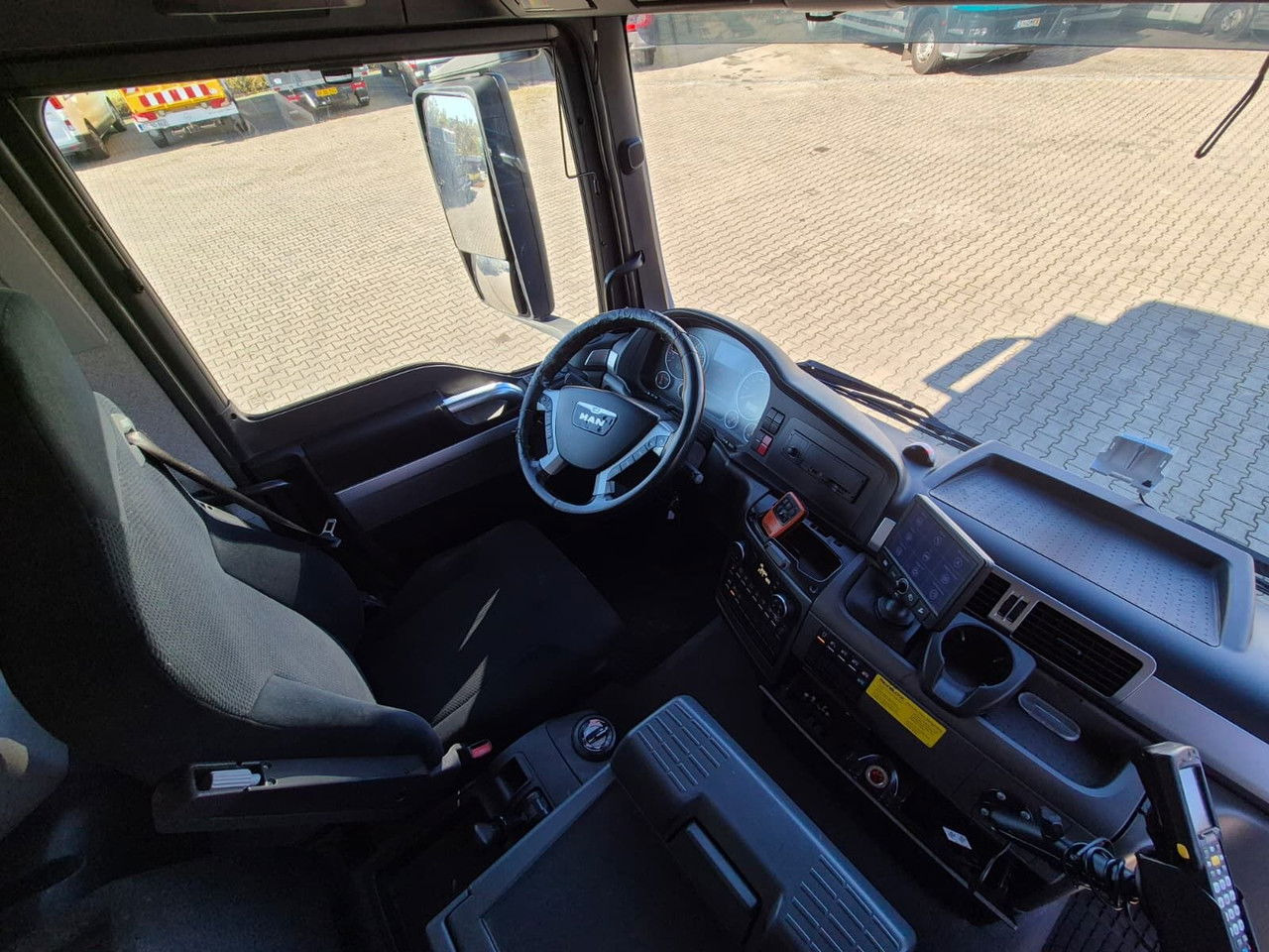 MAN TGS 26.320 24 EP / Frigoblock / 1 Owner / Serviced إيجار MAN TGS 26.320 24 EP / Frigoblock / 1 Owner / Serviced: صور 22