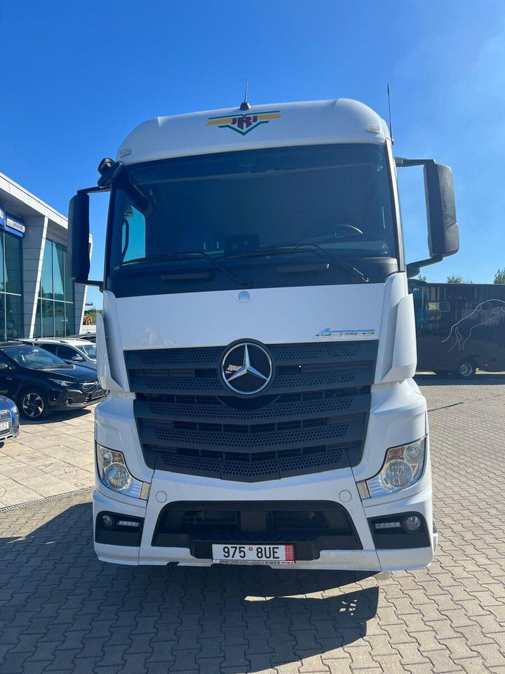 Mercedes-Benz Actros 1846 1 Owner / Works Great - شاحنة جرار: صور 2 Mercedes-Benz Actros 1846 1 Owner / Works Great - شاحنة جرار: صور 2