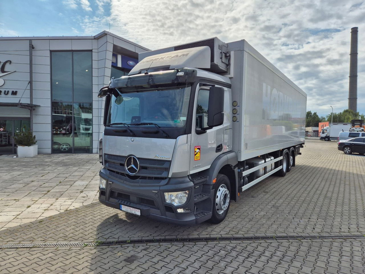 Mercedes-Benz Antos 2532 L / Frigoblock / 1 Owner / Works Great - مبردة شاحنة: صور 3 Mercedes-Benz Antos 2532 L / Frigoblock / 1 Owner / Works Great - مبردة شاحنة: صور 3
