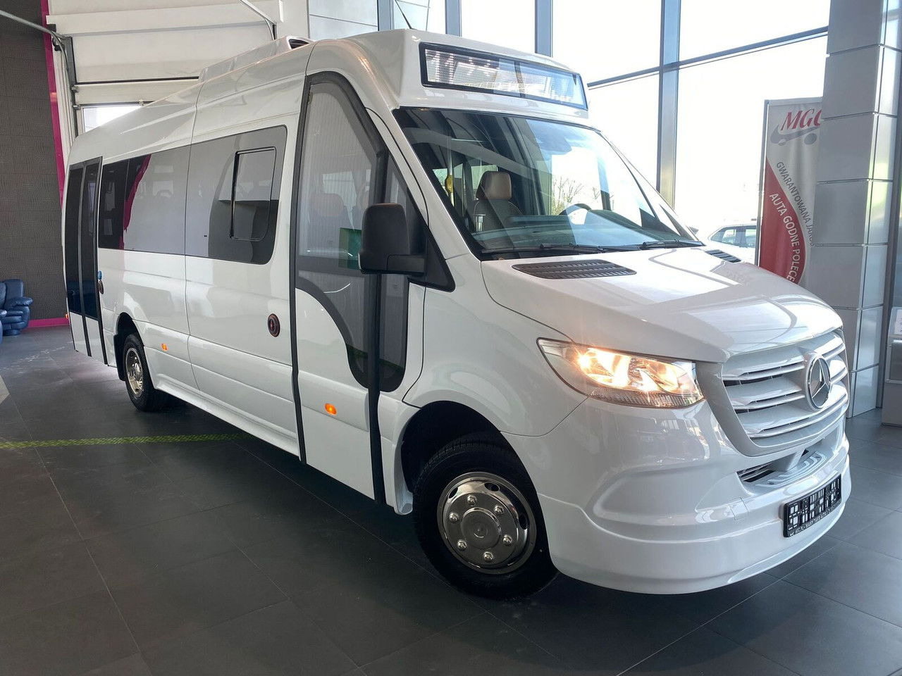 Mercedes-Benz Sprinter 517 - حافلة صغيرة, ميكروباص: صور 4 Mercedes-Benz Sprinter 517 - حافلة صغيرة, ميكروباص: صور 4