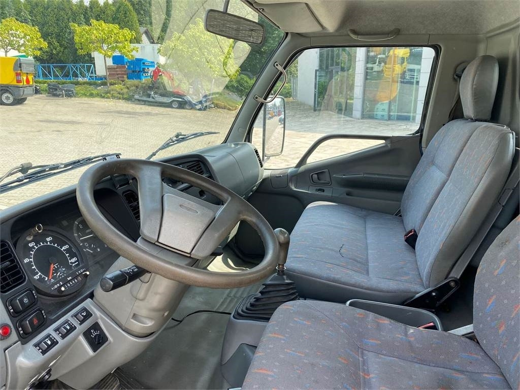 Mitsubishi Canter 3,0 D MOBILE PLATFORM / HYDRAULIC / CARS AN  إيجار Mitsubishi Canter 3,0 D MOBILE PLATFORM / HYDRAULIC / CARS AN: صور 17