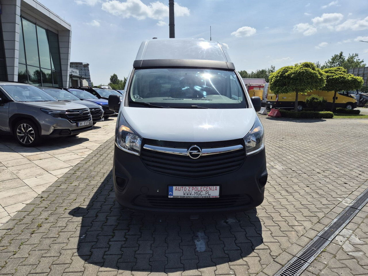 Opel Vivaro 2900 / 125KM / E6 / L2H2 Maxi / Mobile Service / 1 Owner - فان المدمجة: صور 5 Opel Vivaro 2900 / 125KM / E6 / L2H2 Maxi / Mobile Service / 1 Owner - فان المدمجة: صور 5