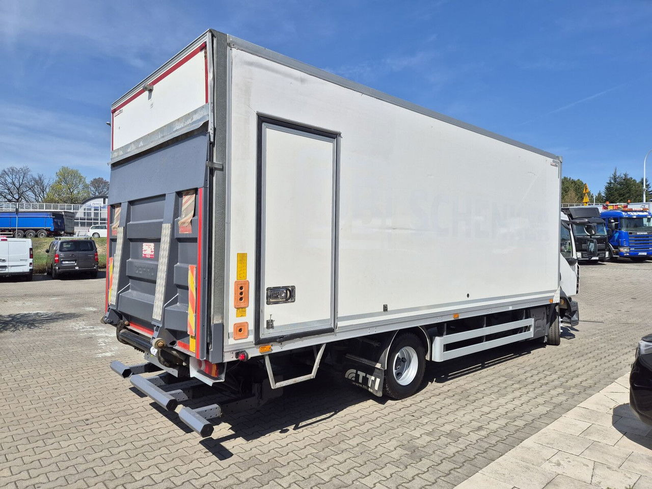 Renault D Gama 12.220 / LOW KM / Euro6 - بصندوق مغلق شاحنة: صور 5 Renault D Gama 12.220 / LOW KM / Euro6 - بصندوق مغلق شاحنة: صور 5