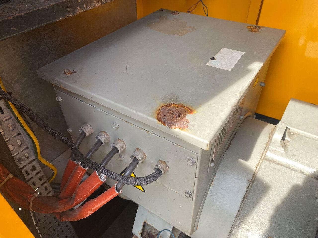 مجموعة المولدات SDMO NS 60 W M, Silent generator 60kVA, 48KW NS 60 W M, Silent generator 60kVA,: صور 12