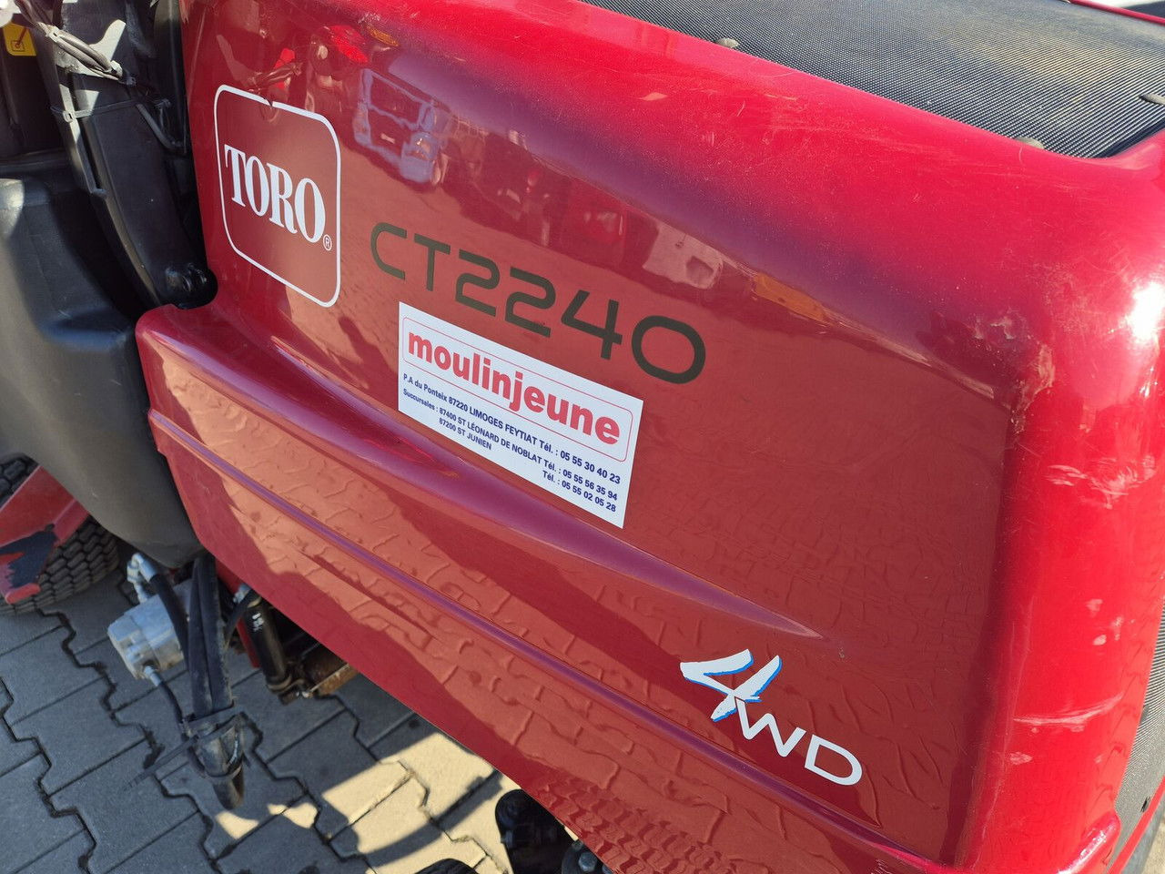 جزازة المروج Toro CT2240 / 4WD / Like NEW / Only 1681MTH: صور 14