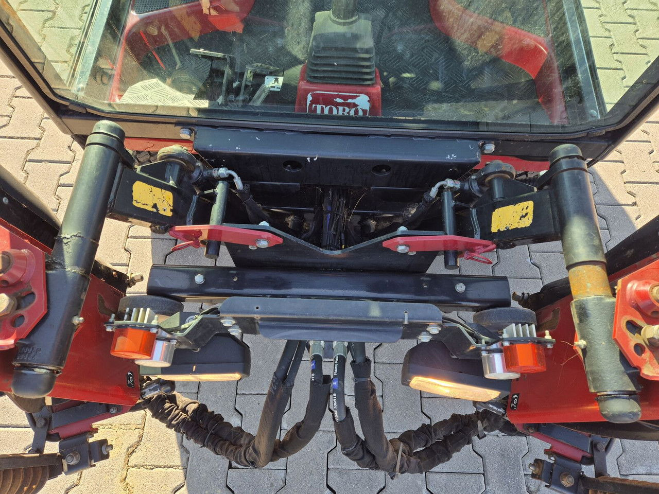 جزازة المروج Toro CT2240 / 4WD / Like NEW / Only 1681MTH: صور 20