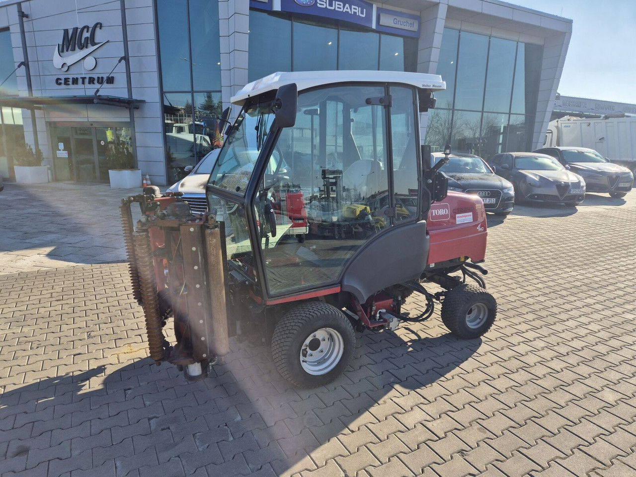 جزازة المروج Toro CT2240 / 4WD / Like NEW / Only 1681MTH: صور 11