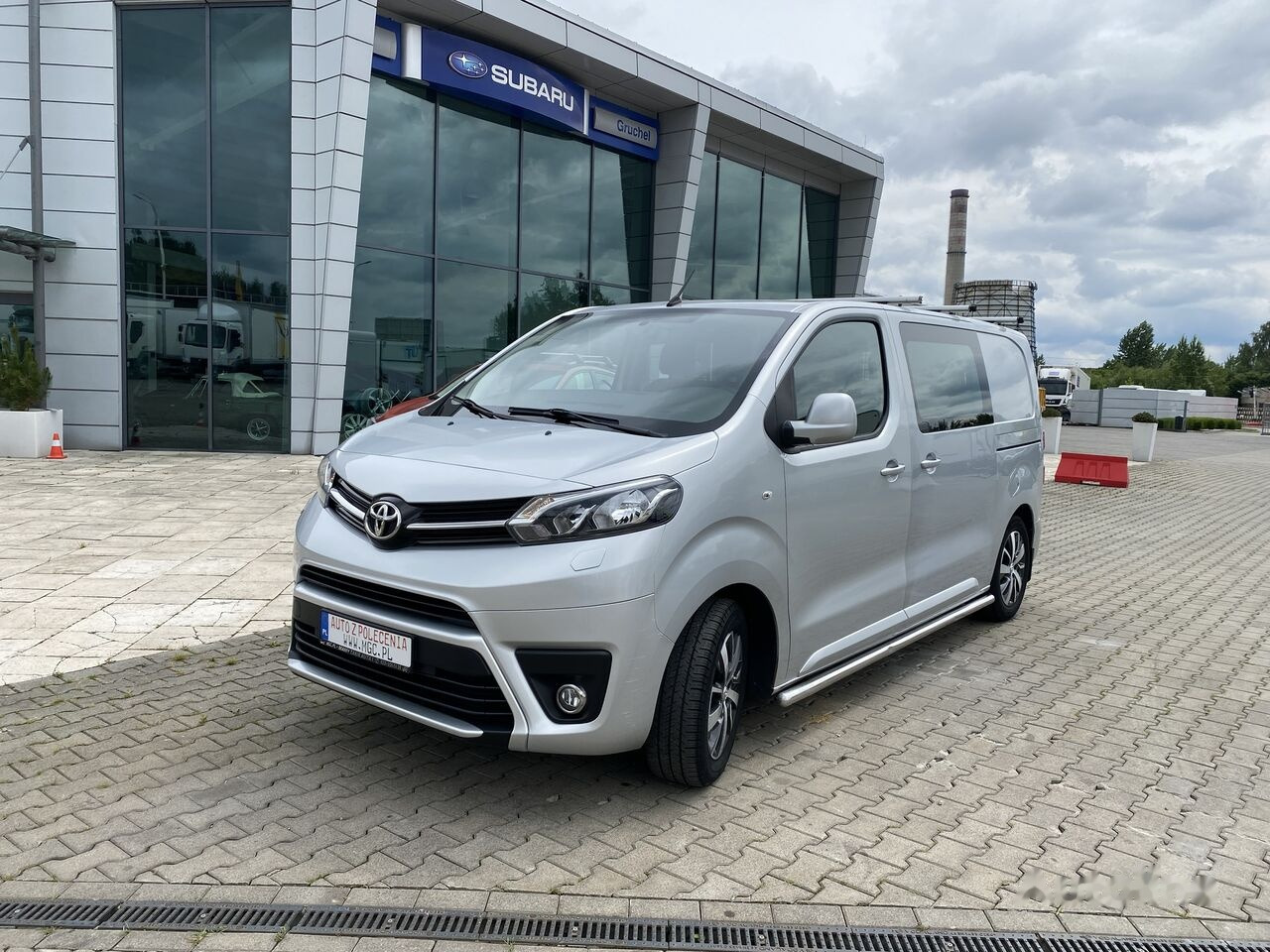 حافلة صغيرة, ميكروباص Toyota ProAce 1.6 D4D / 6 SEATS / LOW KM / WORKS GREAT: صور 1