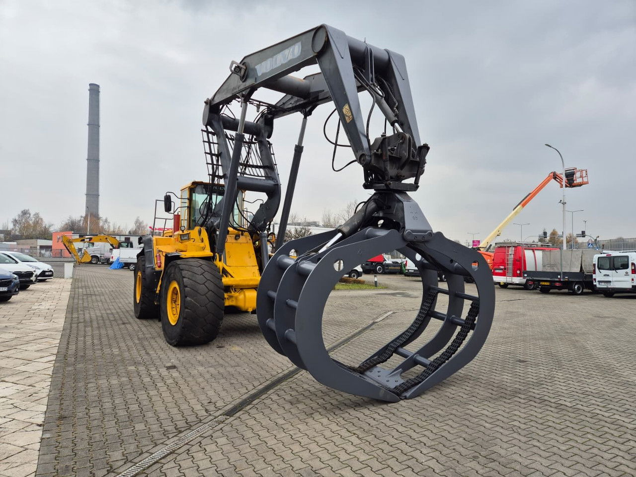 Volvo L180 E - اللودر بعجل: صور 5 Volvo L180 E - اللودر بعجل: صور 5