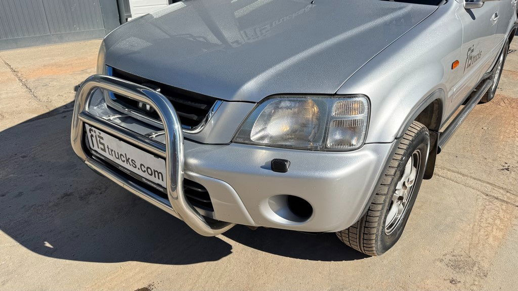 Honda CRV 2.0 - Petrol - AIR Condition - 5 Doors - سيارة دفع رباعي: صور 2 Honda CRV 2.0 - Petrol - AIR Condition - 5 Doors - سيارة دفع رباعي: صور 2