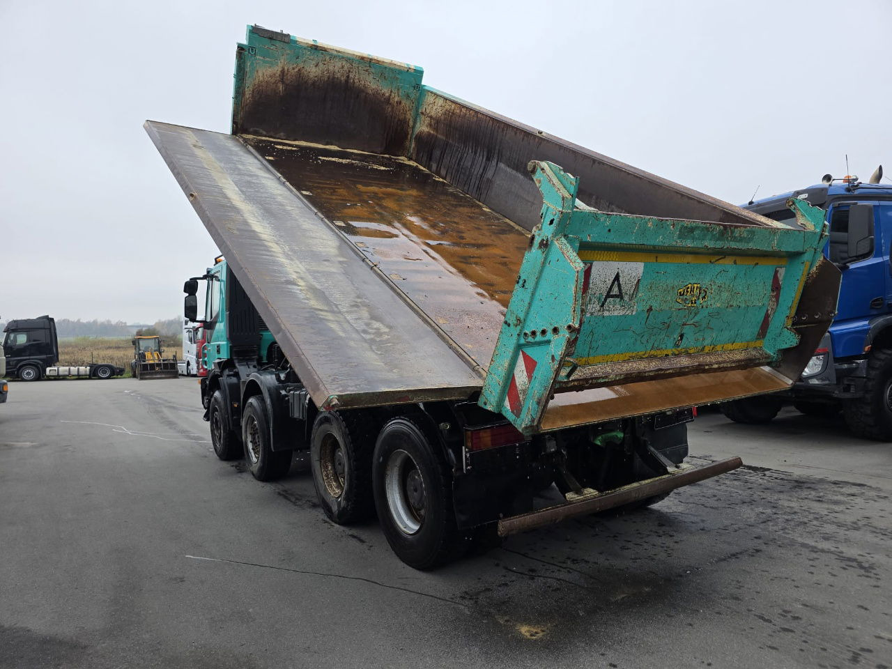 قلابات Iveco Trakker AD340T45 8x4 bordmatic tipper - retarder: صور 15 قلابات Iveco Trakker AD340T45 8x4 bordmatic tipper - retarder: صور 15