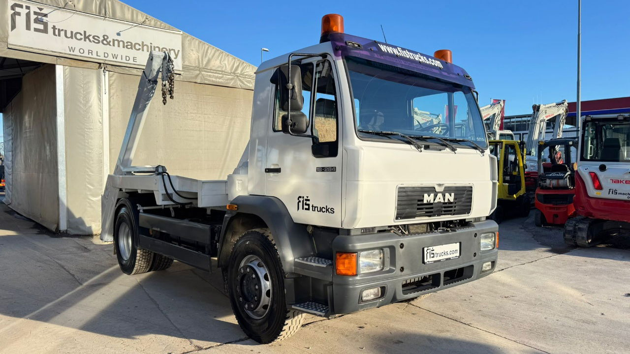 MAN 18.284 LK 4x2 absetz tipper - euro 2 - شاحنات الحاويات / جسم علوي قابل للتغيير شاحنة: صور 3 MAN 18.284 LK 4x2 absetz tipper - euro 2 - شاحنات الحاويات / جسم علوي قابل للتغيير شاحنة: صور 3