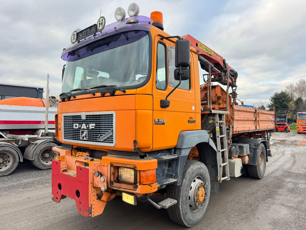 MAN 19.293 4x4 tipper 14.8M - remote control - قلابات: صور 1 MAN 19.293 4x4 tipper 14.8M - remote control - قلابات: صور 1
