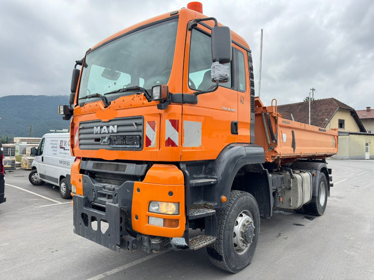 MAN TGA 18.320 4X4 meiller tipper - euro 4 - قلابات: صور 1 MAN TGA 18.320 4X4 meiller tipper - euro 4 - قلابات: صور 1