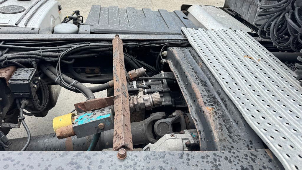 MAN TGX 18.400 4X2 tipp. hydr. - retarder - شاحنة جرار: صور 5 MAN TGX 18.400 4X2 tipp. hydr. - retarder - شاحنة جرار: صور 5