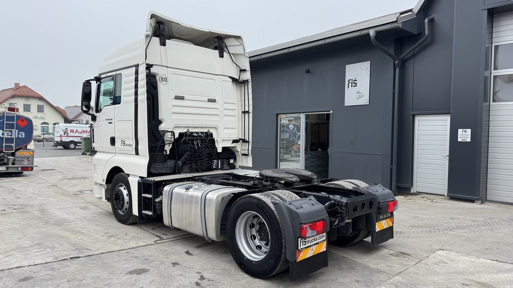 MAN TGX 18.440 4X2 tractor unit - retarder - شاحنة جرار: صور 5 MAN TGX 18.440 4X2 tractor unit - retarder - شاحنة جرار: صور 5
