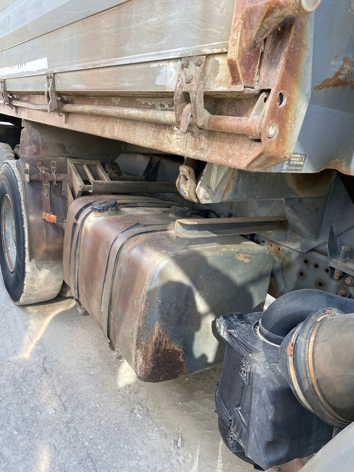 Mercedes-Benz Actros 2635 K 6X4 3 sided tipper - قلابات: صور 5 Mercedes-Benz Actros 2635 K 6X4 3 sided tipper - قلابات: صور 5