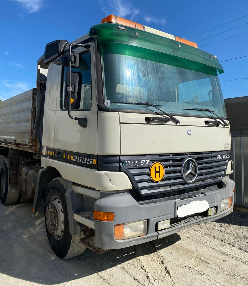 Mercedes-Benz Actros 2635 K 6X4 3 sided tipper - قلابات: صور 4 Mercedes-Benz Actros 2635 K 6X4 3 sided tipper - قلابات: صور 4