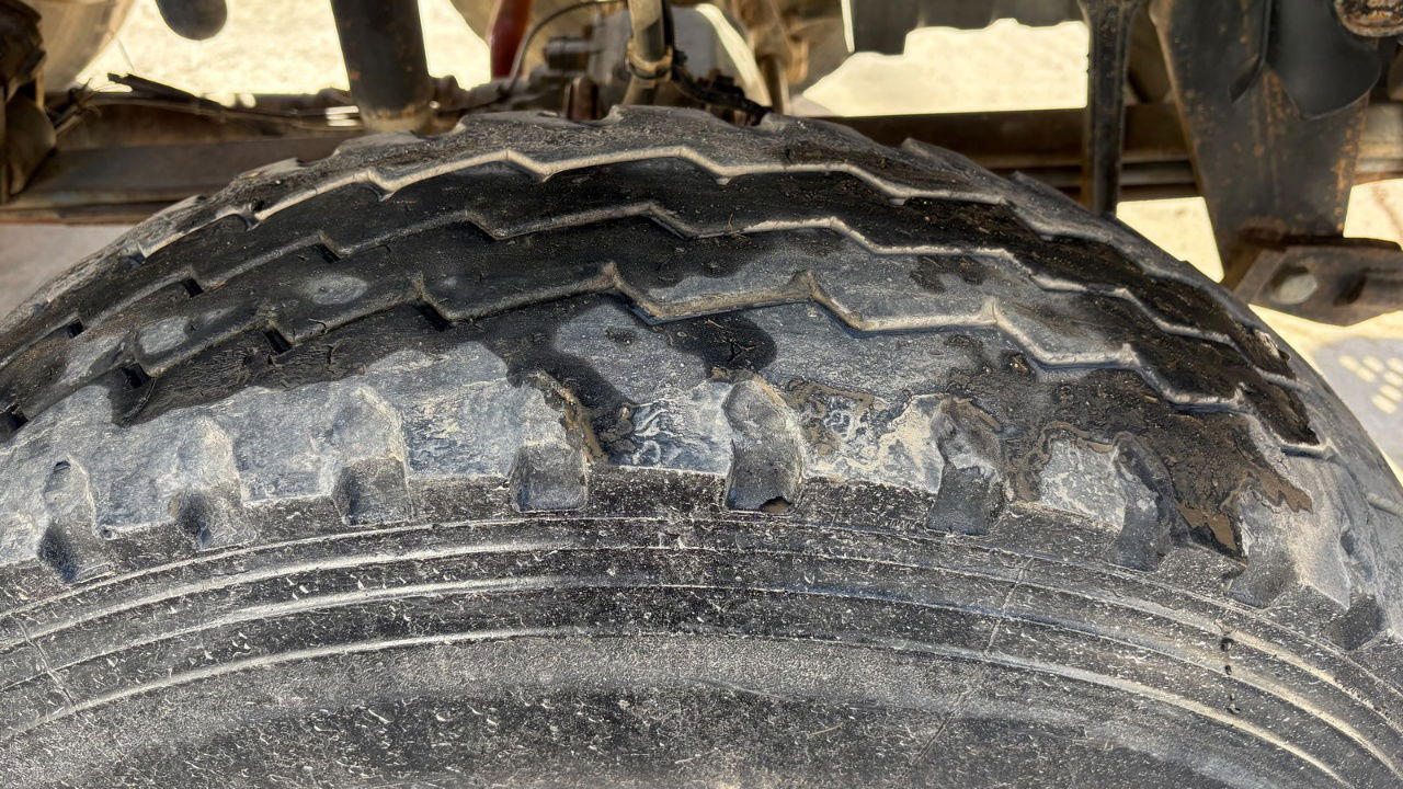 قلابات Mercedes-Benz Actros 4141 K 8x6 tipper - 19m3 - spring suspension: صور 11 قلابات Mercedes-Benz Actros 4141 K 8x6 tipper - 19m3 - spring suspension: صور 11