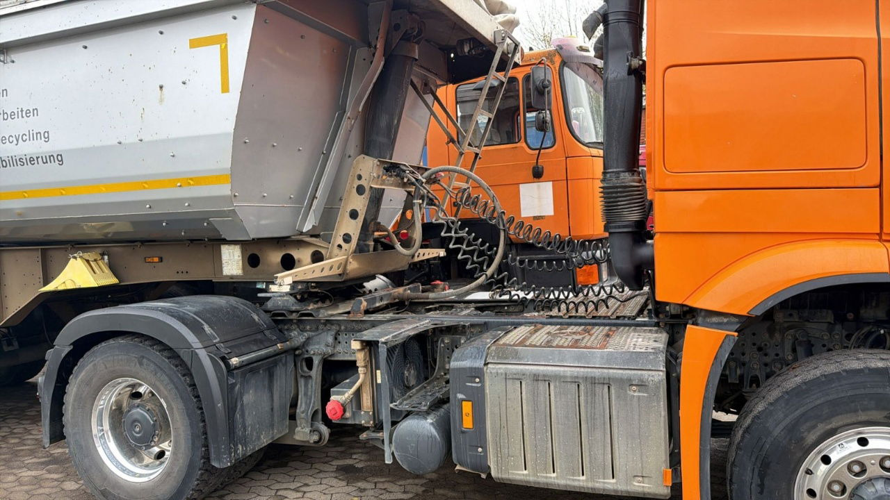 Mercedes-Benz Arocs 1851 LS HAD 4X4 - Euro 6 - retarder - tipper hydraulics - شاحنة جرار: صور 5 Mercedes-Benz Arocs 1851 LS HAD 4X4 - Euro 6 - retarder - tipper hydraulics - شاحنة جرار: صور 5