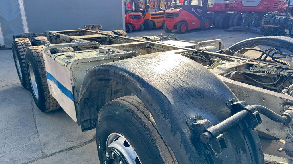 Mercedes-Benz SK 3234 8x4 chassis - الشاسيه شاحنة: صور 4 Mercedes-Benz SK 3234 8x4 chassis - الشاسيه شاحنة: صور 4