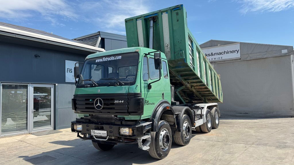 Mercedes-Benz SK 3235 8X4 tipper - V8 إيجار Mercedes-Benz SK 3235 8X4 tipper - V8: صور 6 Mercedes-Benz SK 3235 8X4 tipper - V8 إيجار Mercedes-Benz SK 3235 8X4 tipper - V8: صور 6