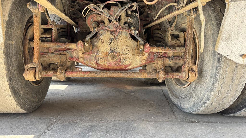 Mercedes-Benz SK 3235 8X4 tipper - V8 إيجار Mercedes-Benz SK 3235 8X4 tipper - V8: صور 18 Mercedes-Benz SK 3235 8X4 tipper - V8 إيجار Mercedes-Benz SK 3235 8X4 tipper - V8: صور 18