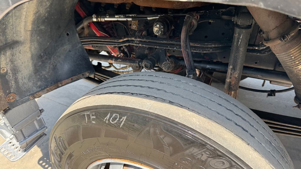 Mercedes-Benz SK 3235 8X4 tipper - V8 إيجار Mercedes-Benz SK 3235 8X4 tipper - V8: صور 13 Mercedes-Benz SK 3235 8X4 tipper - V8 إيجار Mercedes-Benz SK 3235 8X4 tipper - V8: صور 13