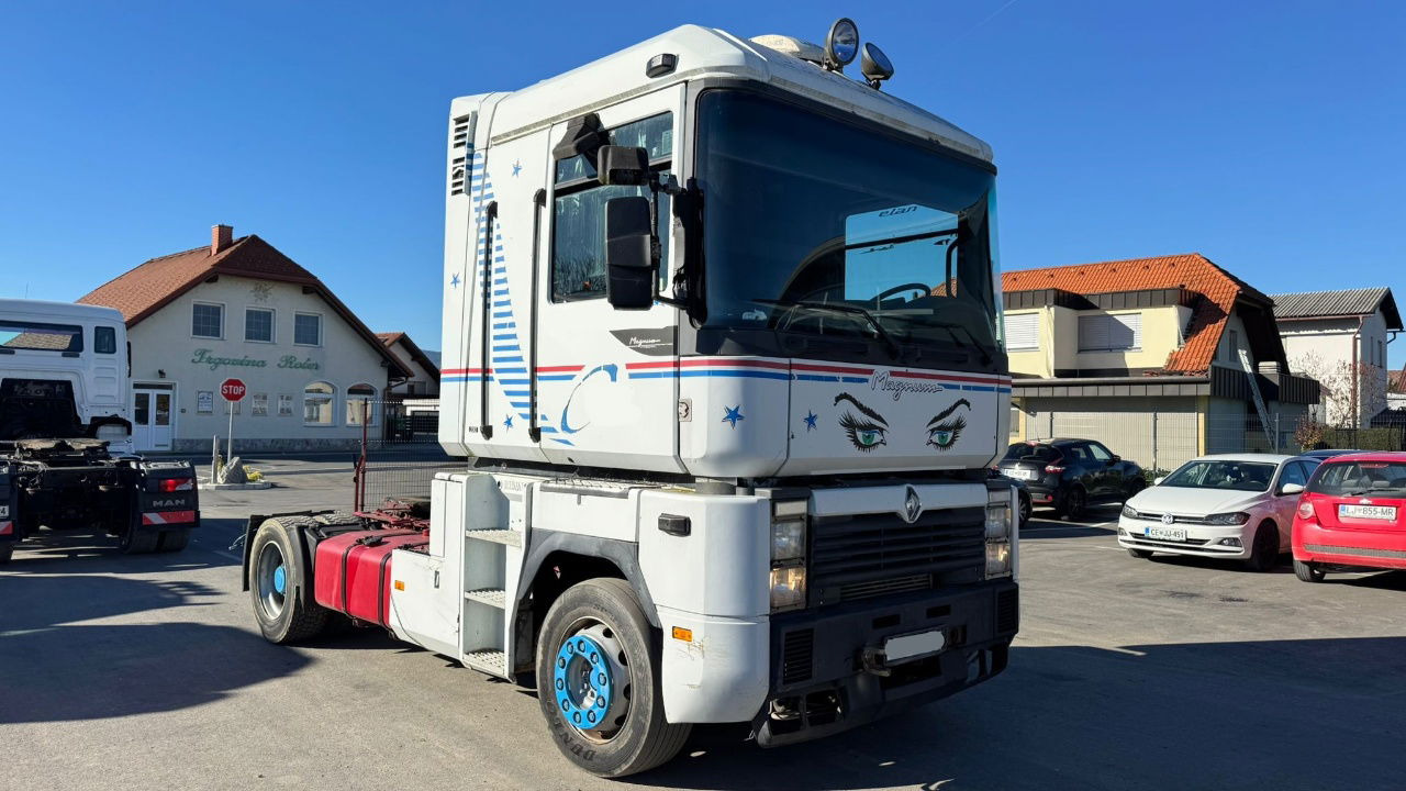 Renault Magnum 390 4X2 tractor unit - شاحنة جرار: صور 3 Renault Magnum 390 4X2 tractor unit - شاحنة جرار: صور 3