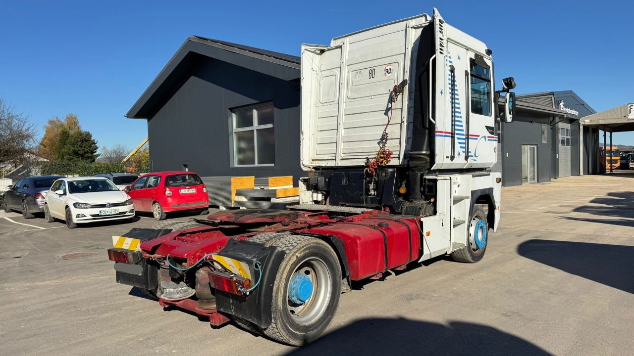 Renault Magnum 390 4X2 tractor unit - شاحنة جرار: صور 4 Renault Magnum 390 4X2 tractor unit - شاحنة جرار: صور 4