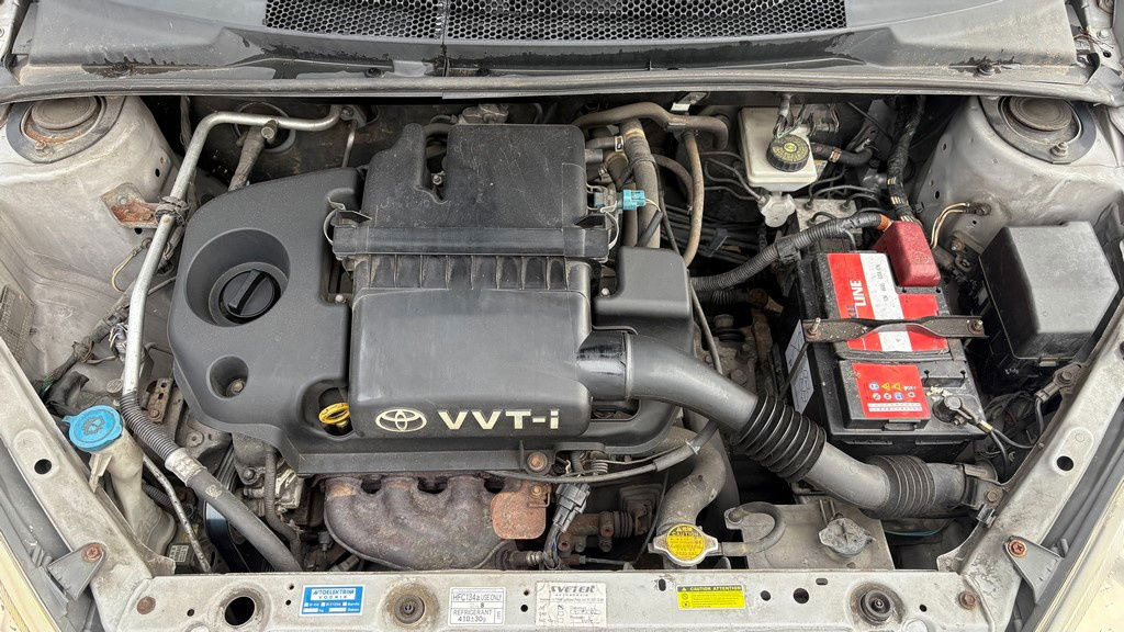 هاتشباك Toyota Yaris 1.3 - Petrol - 5 Doors - AC: صور 16 هاتشباك Toyota Yaris 1.3 - Petrol - 5 Doors - AC: صور 16