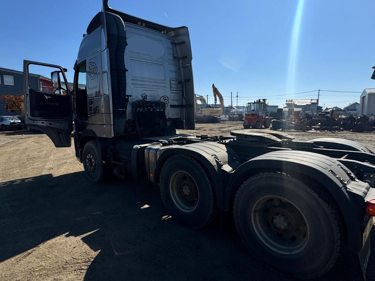 Volvo FH 16 580 6x4 tractor unit - euro 4 - شاحنة جرار: صور 5 Volvo FH 16 580 6x4 tractor unit - euro 4 - شاحنة جرار: صور 5