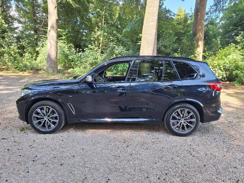 BMW X5 M50D X5 M50D - سيارة دفع رباعي: صور 1 BMW X5 M50D X5 M50D - سيارة دفع رباعي: صور 1