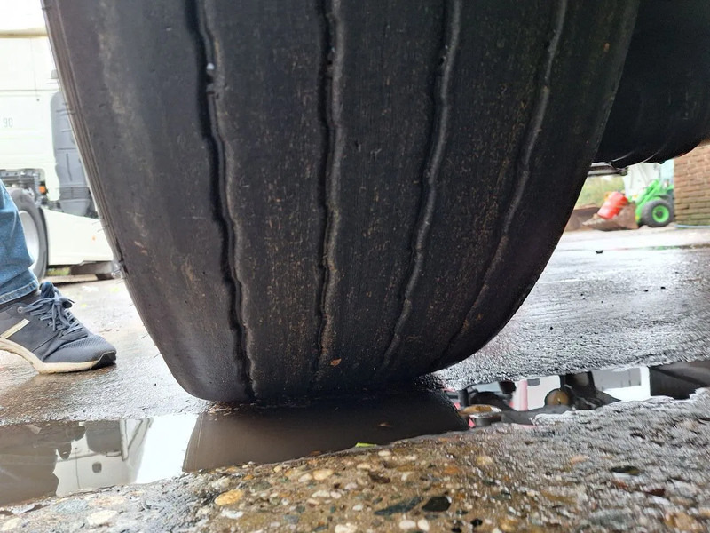 نصف مقطورة صهريج لنقل القار Magyar S34FD13: صور 9