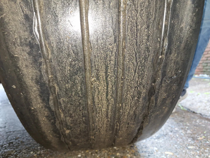 نصف مقطورة صهريج لنقل القار Magyar S34FD13: صور 11