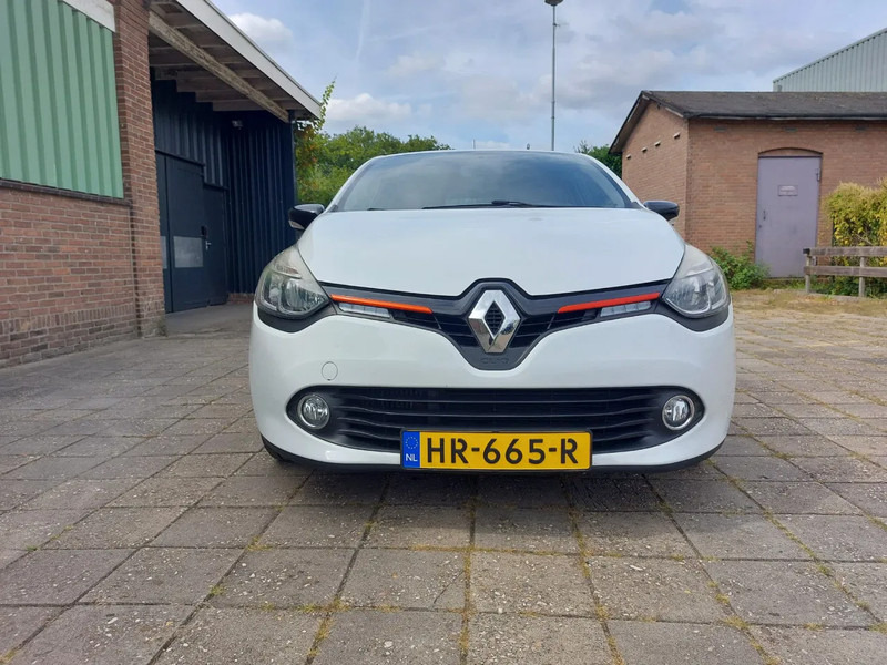 Renault Clio Clio 0.9 TCE - هاتشباك: صور 5 Renault Clio Clio 0.9 TCE - هاتشباك: صور 5