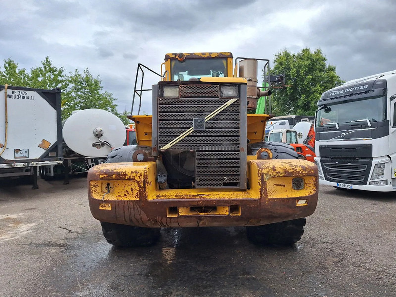 Volvo L220D - اللودر بعجل: صور 5 Volvo L220D - اللودر بعجل: صور 5