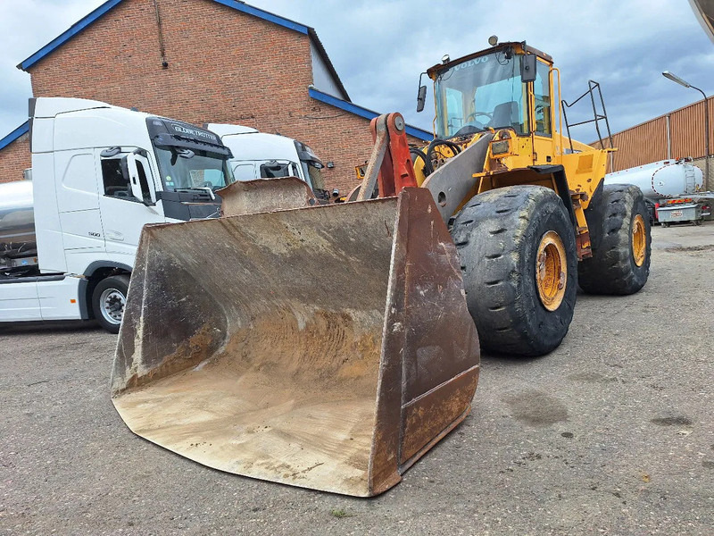 Volvo L220D - اللودر بعجل: صور 3 Volvo L220D - اللودر بعجل: صور 3