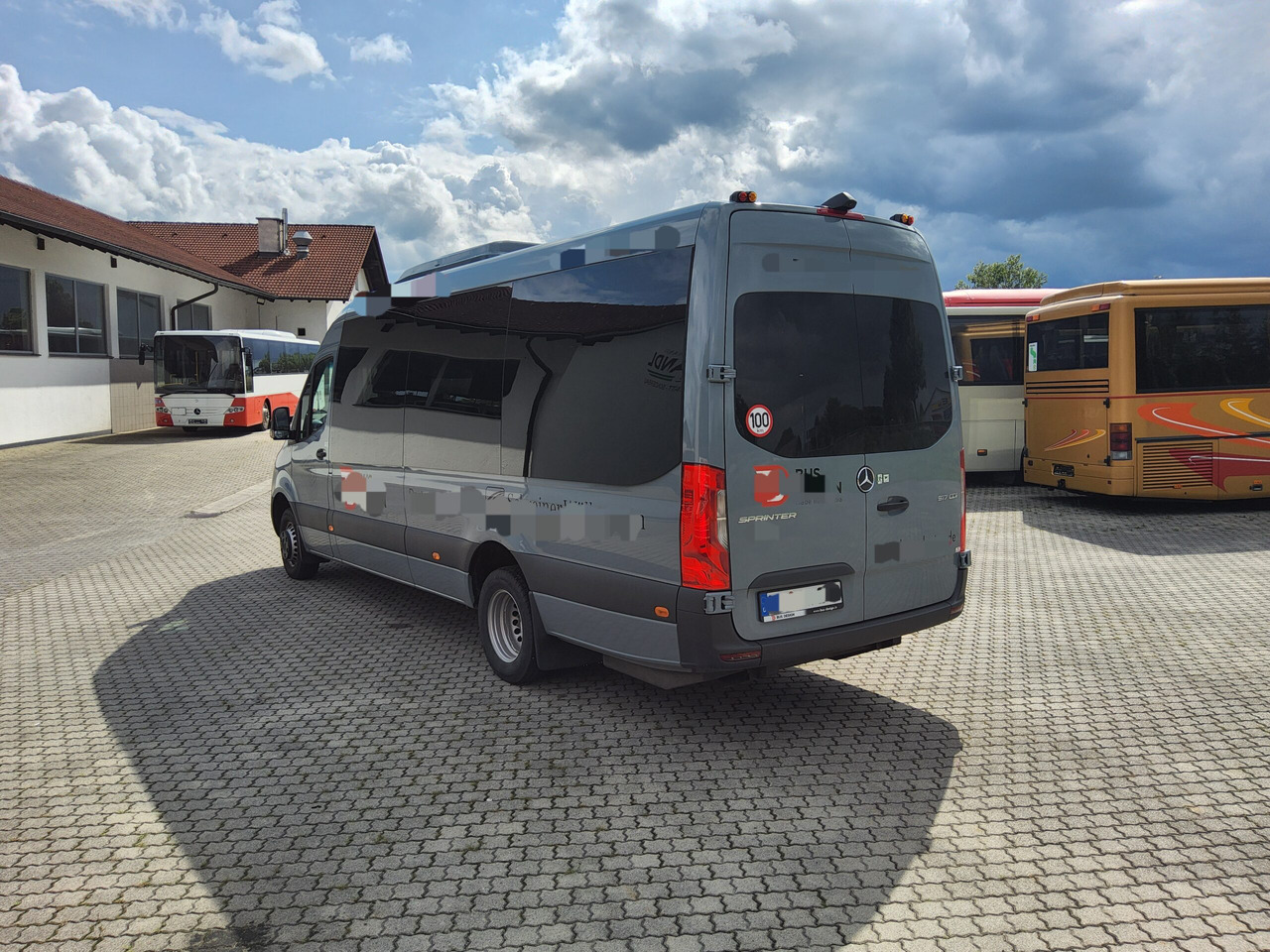 Mercedes Benz 517 cdi BusDesign Comfort 19+1+1 Schlafsitze / USB / Klima / Automatik - حافلة صغيرة, ميكروباص: صور 3 Mercedes Benz 517 cdi BusDesign Comfort 19+1+1 Schlafsitze / USB / Klima / Automatik - حافلة صغيرة, ميكروباص: صور 3