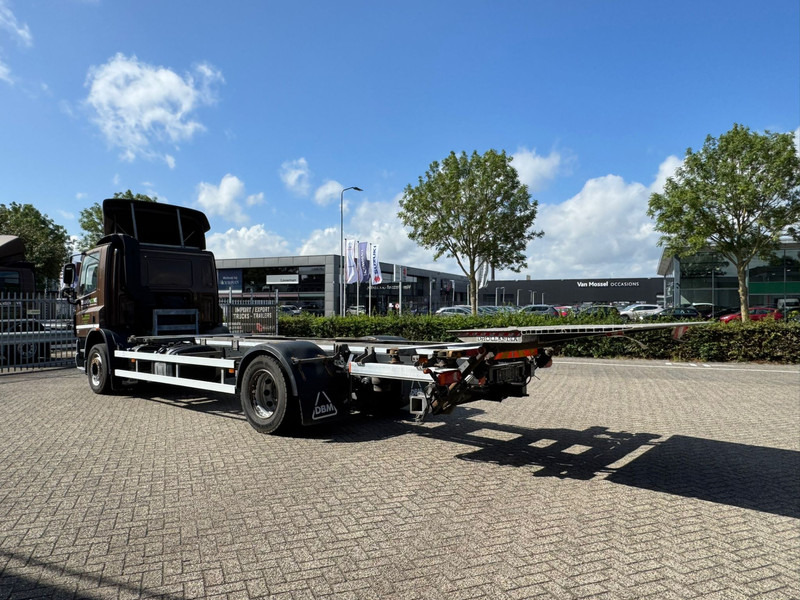 DAF CF65 220 - شاحنات الحاويات / جسم علوي قابل للتغيير شاحنة: صور 3 DAF CF65 220 - شاحنات الحاويات / جسم علوي قابل للتغيير شاحنة: صور 3