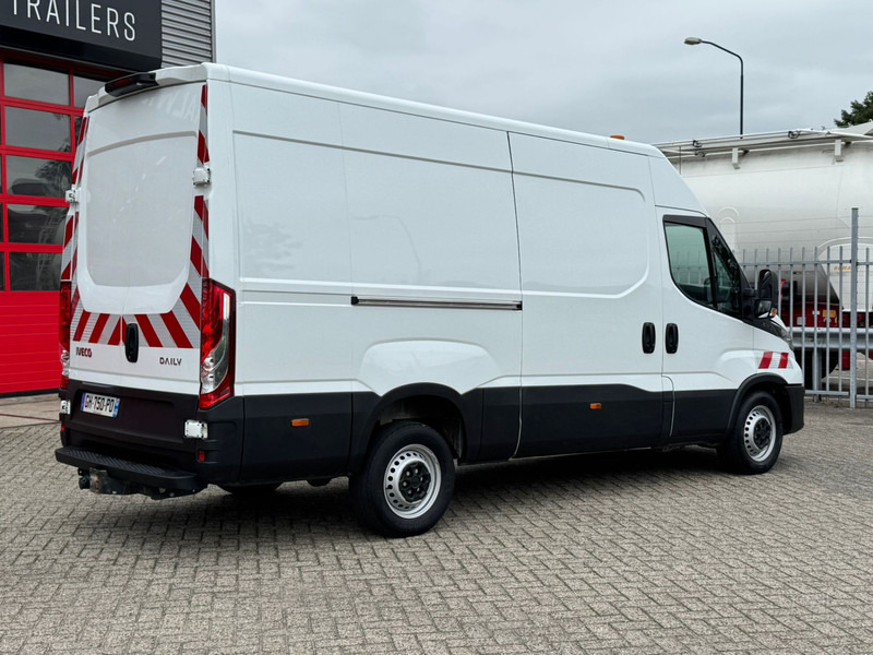 Iveco Daily 35S14 Voice Alicia Spraakassistent Voice - فان: صور 4 Iveco Daily 35S14 Voice Alicia Spraakassistent Voice - فان: صور 4