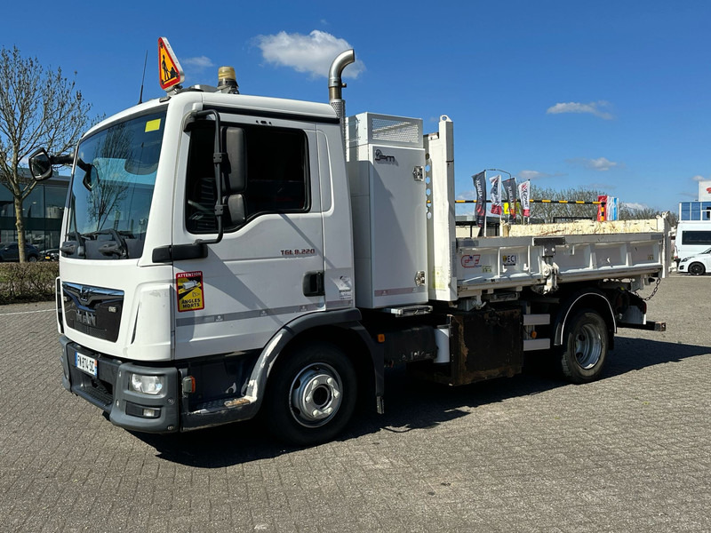 MAN TGL 8.220 2 sides tipper Kipper - قلابات: صور 5 MAN TGL 8.220 2 sides tipper Kipper - قلابات: صور 5