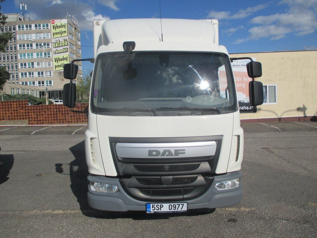 DAF LF 180 mit LBW - الشاحنات الصغيرة صندوق مغلق: صور 2 DAF LF 180 mit LBW - الشاحنات الصغيرة صندوق مغلق: صور 2