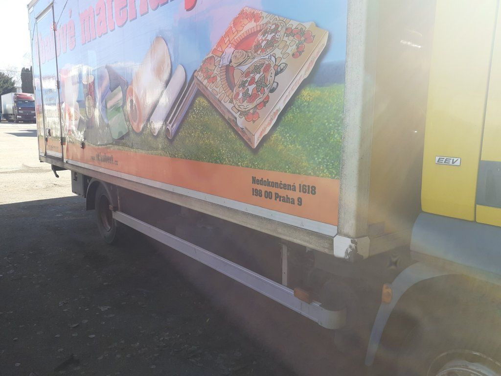 DAF LF45.210 mit Carrier Motorschaden engineproblem - مبردة شاحنة: صور 5 DAF LF45.210 mit Carrier Motorschaden engineproblem - مبردة شاحنة: صور 5