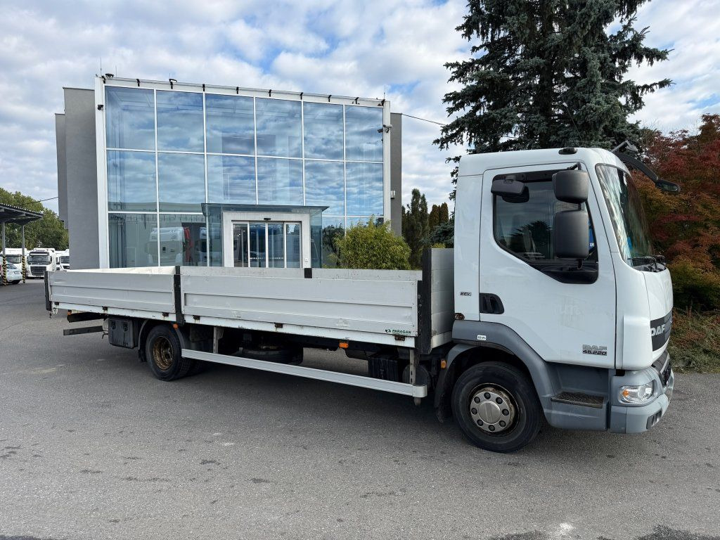 DAF LF45.220 EURO 5 - شاحنات مسطحة: صور 3 DAF LF45.220 EURO 5 - شاحنات مسطحة: صور 3