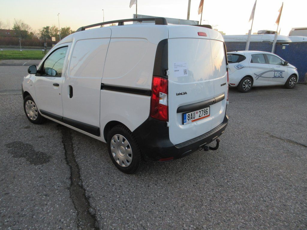 Dacia Dokker 1,3 TCe - الشاحنات الصغيرة صندوق مغلق: صور 4 Dacia Dokker 1,3 TCe - الشاحنات الصغيرة صندوق مغلق: صور 4