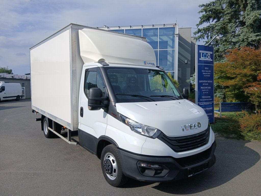 Iveco 35C16 Daily 3,0l - الشاحنات الصغيرة صندوق مغلق: صور 2 Iveco 35C16 Daily 3,0l - الشاحنات الصغيرة صندوق مغلق: صور 2
